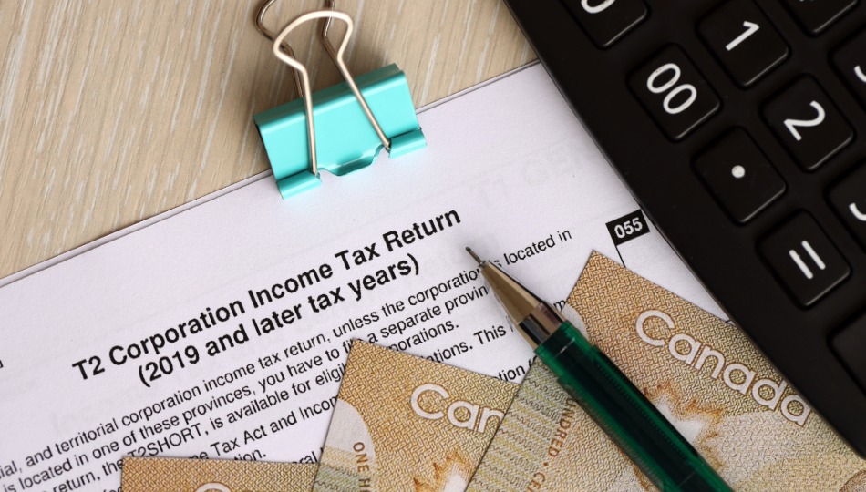 Read more about the article How to File a T2 Corporate Income Tax Return in Canada – Without Leaving Money on the Table